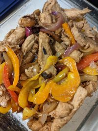 how to cook for family not doing keto: chicken fajitas